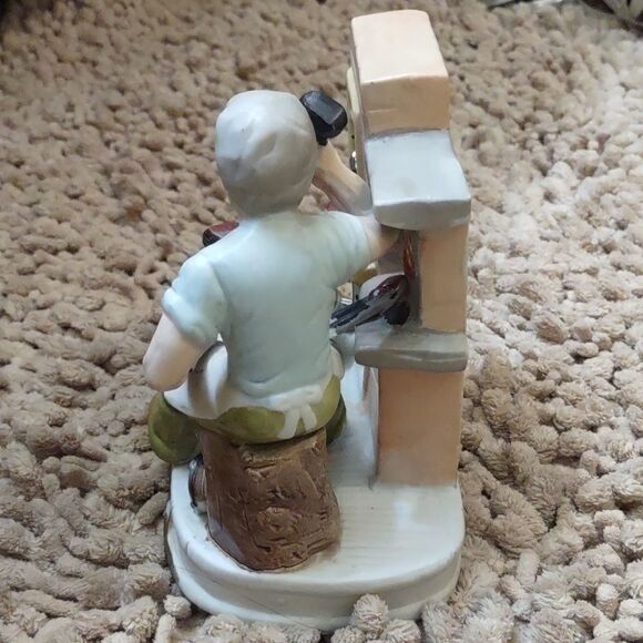 New Ceramic Blacksmith Figurine Anvil Tongs Hammer Horseshoe Fire Furnace‎ Forge - Picture 6 of 11